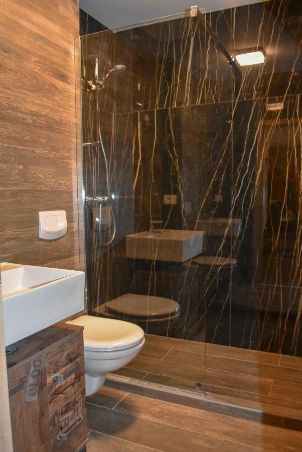 Wood Central Apartment Timisoara Exterior foto