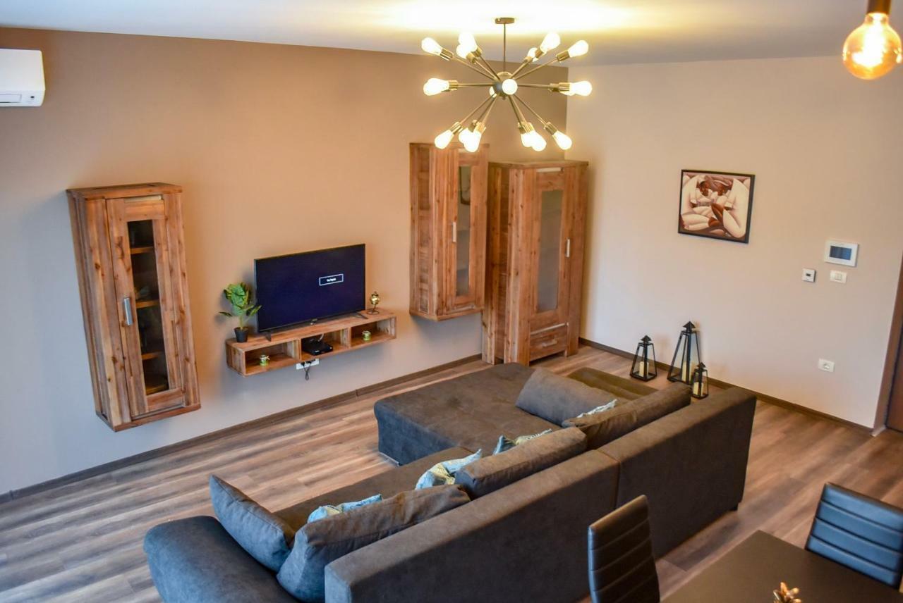 Wood Central Apartment Timisoara Exterior foto